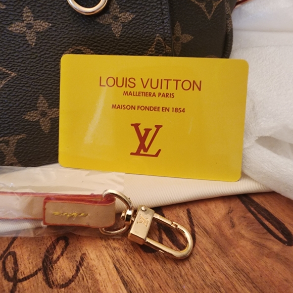 Brown Monogram Canvas NEVERFULL MM TOTE - Picture 16 of 16